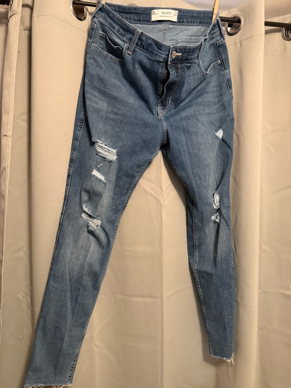 Hollister Women's Ripped Skinny Jeans - Blue Wash High Rise Size: 16 Regular